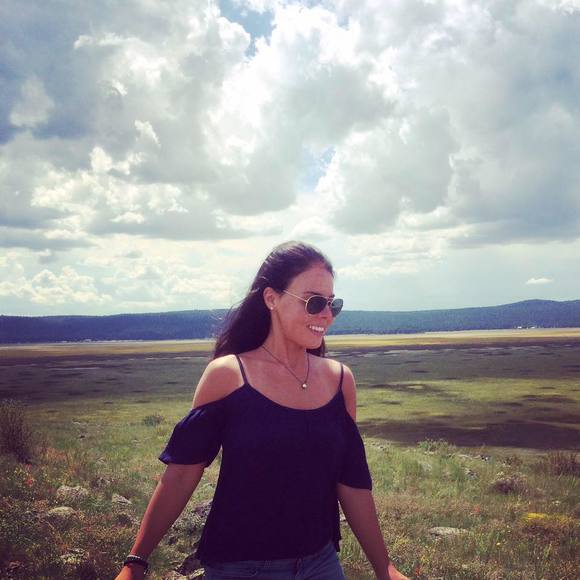 Meet your Posher, Charissa - Picture 1 of 1